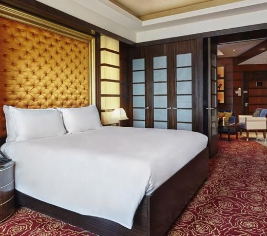 Resorts World Sentosa - Crockfords Tower