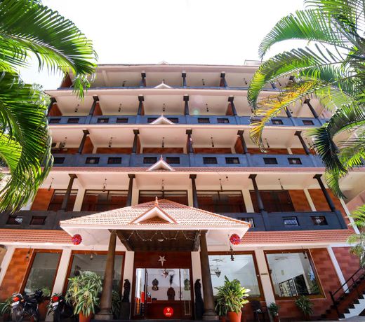 Green Palm Resort