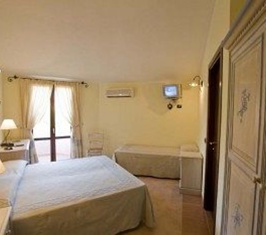 Hotel TrinitÃ  dei Corsari