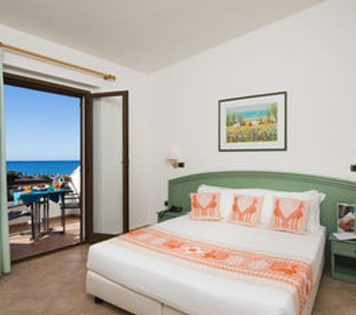 Cormoran Hotel