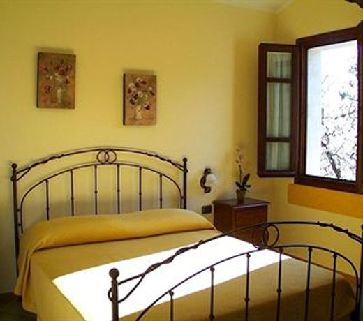 Hotel La Corte Rosada
