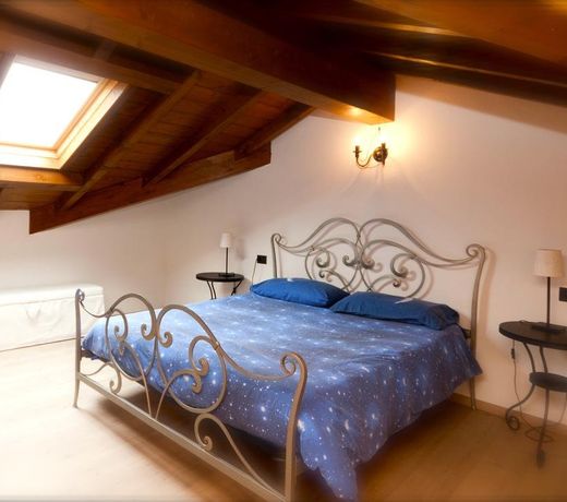 Villa Vinicia
