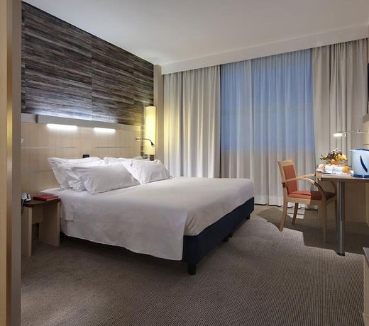 B&B Hotel Cherasco Langhe