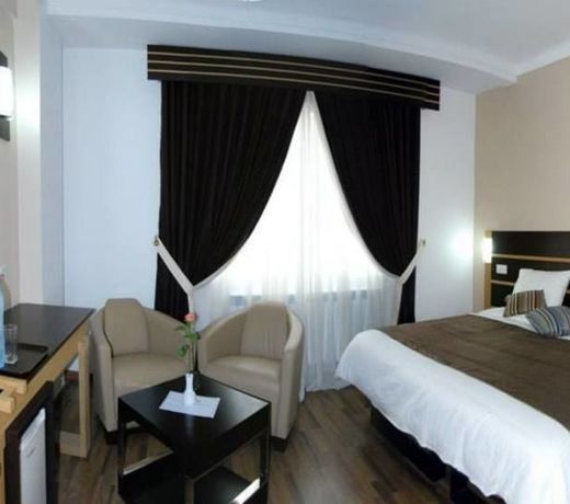 Clean Hotel