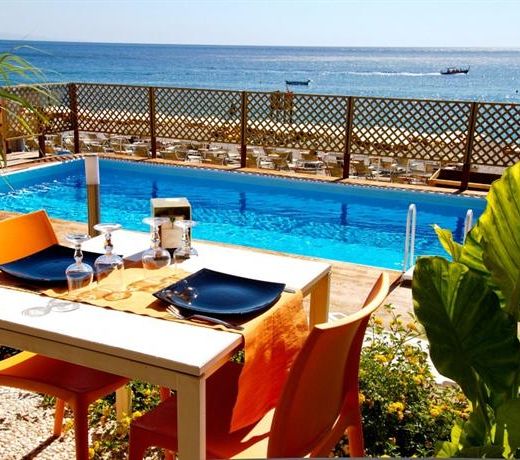 Hotel Crystal Sea