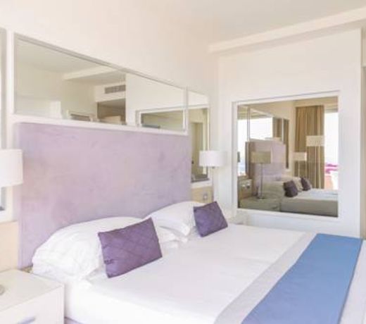 Hotel Crystal Sea