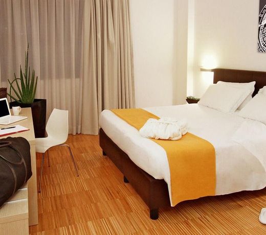 Euro Hotel Residence