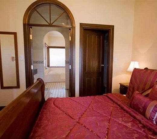 Brice Hill Country Lodge