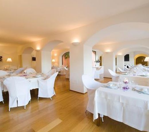 La Reggia Sporting Center Hotel