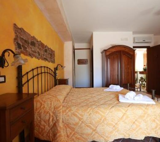 Sikania Suite