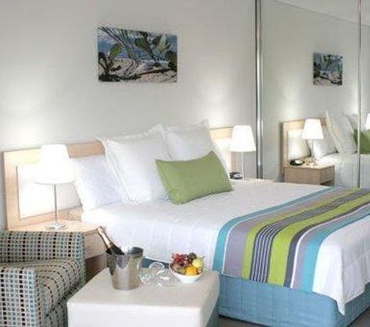 Quality Suites Pioneer Sands