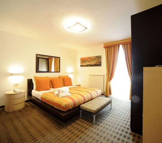 Luna Wellness Hotel