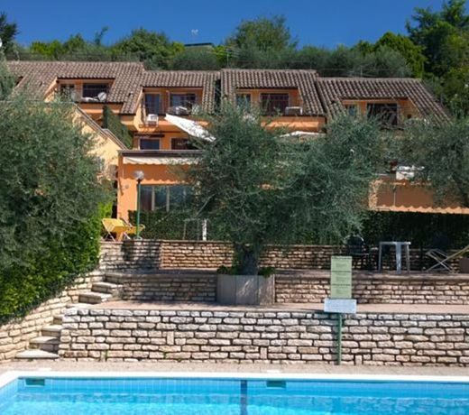 Holidays Residence
