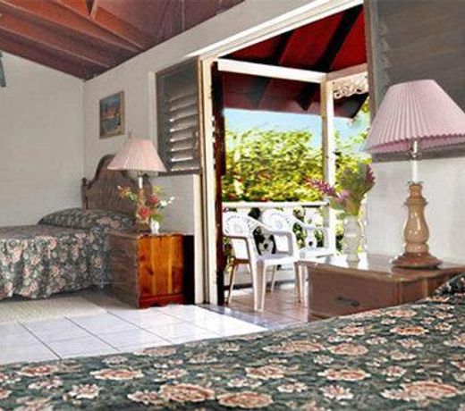 Secret Cabins at Firefly Beach Cottage