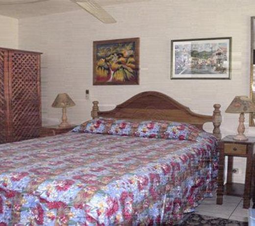 Secret Cabins at Firefly Beach Cottage