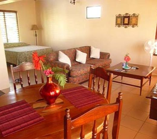 PARADISE TROPICAL GARDENS SUITES