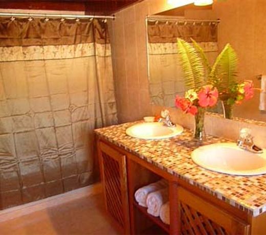PARADISE TROPICAL GARDENS SUITES