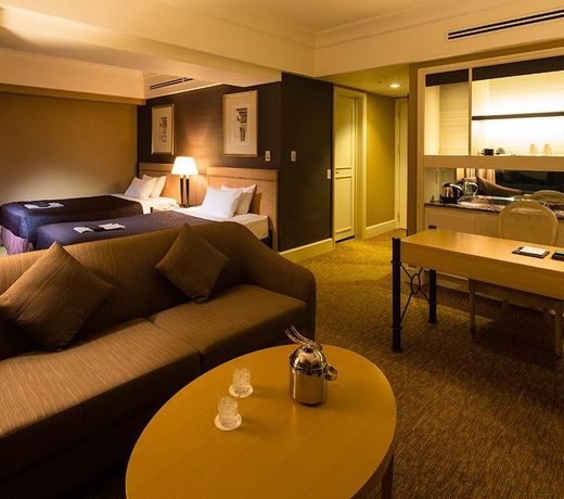 Kobe Bay Sheraton Hotel & Towers