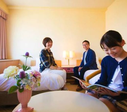 Mito Hotel Season