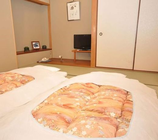 Gion Ryokan Karaku