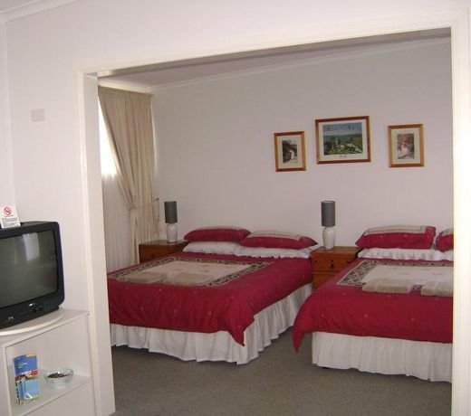 River Park Motor Inn