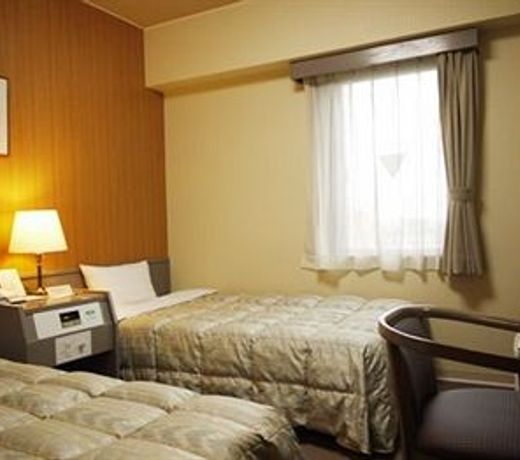Hotel Route-Inn Toyama Ekimae