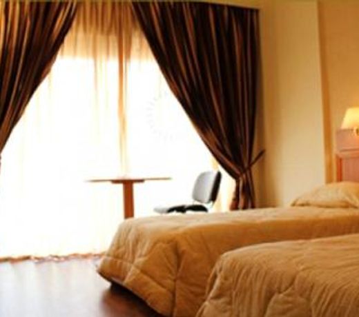Charles Hotel
