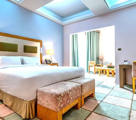 Riviera Hotel & Beach Lounge