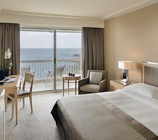 MÃ¶venpick Hotel Beirut