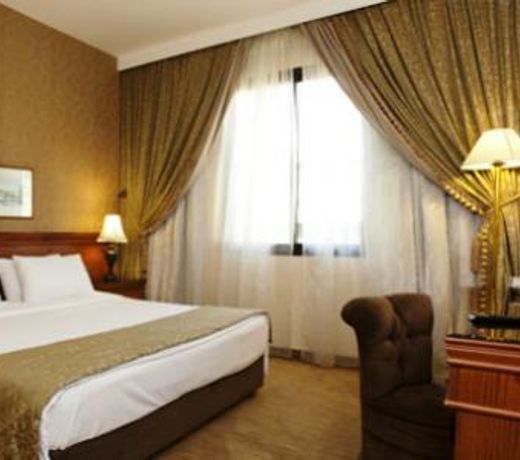 Lancaster Raouche Hotel