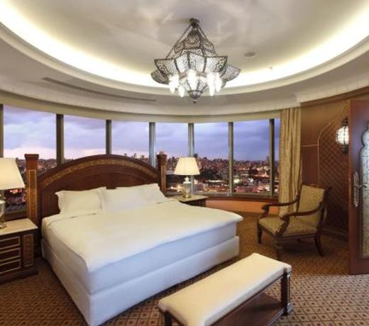 Hilton Beirut Habtoor Grand Hotel