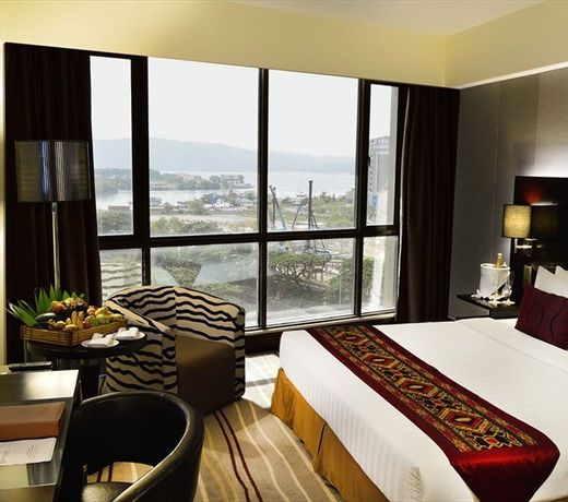 Ming Garden Hotel & Residences