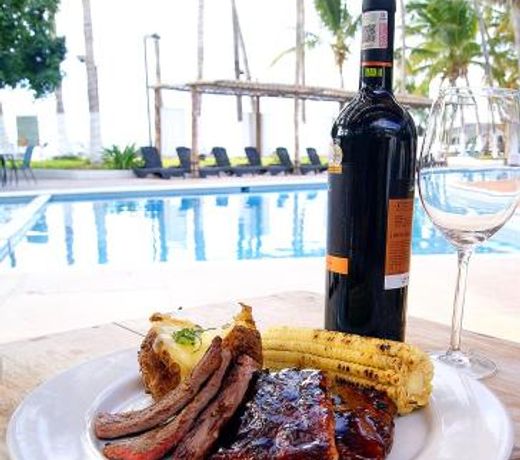 Hotel La Concha Beach Resort