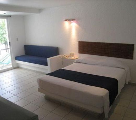 EL HOTELITO