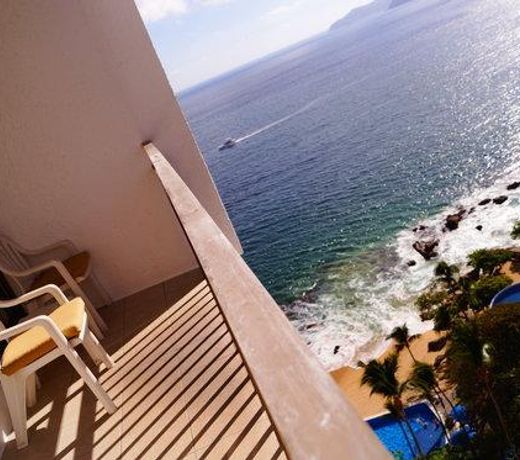 Holiday Inn Resort Acapulco, an IHG Hotel