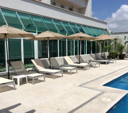 Rivoli Select Hotel