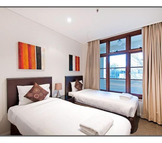 Quest Canberra