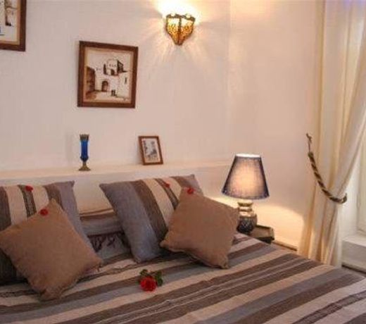 Riad Emotion
