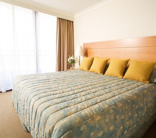 BreakFree Capital Tower Apartments