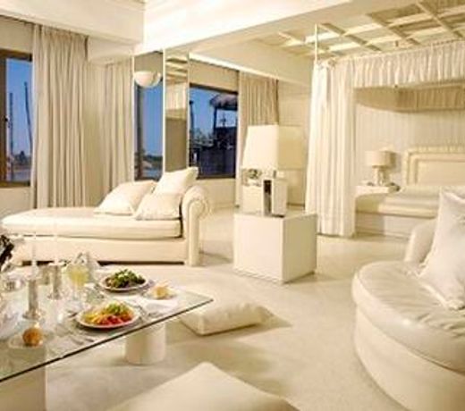 Resort Yacht Y Golf Club Paraguayo