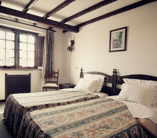 Rainha Santa Isabel - Ãbidos History Hotel