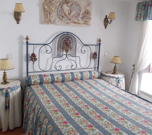 Casa de S. Thiago do Castelo
