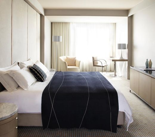 Hotel Realm