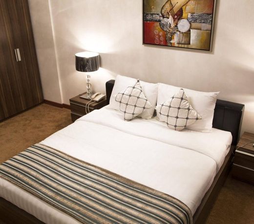 Le Park Hotel