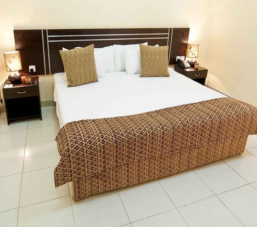 La Villa Hotel