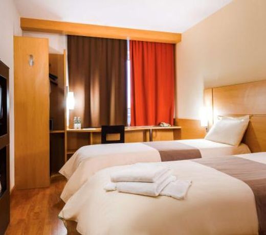 Ibis Samara