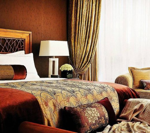 Four Seasons Hotel Singapore