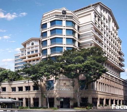 Grand Park City Hall