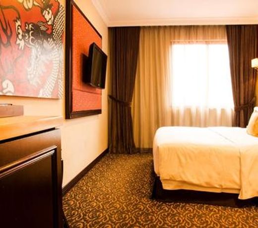 Nostalgia Hotel