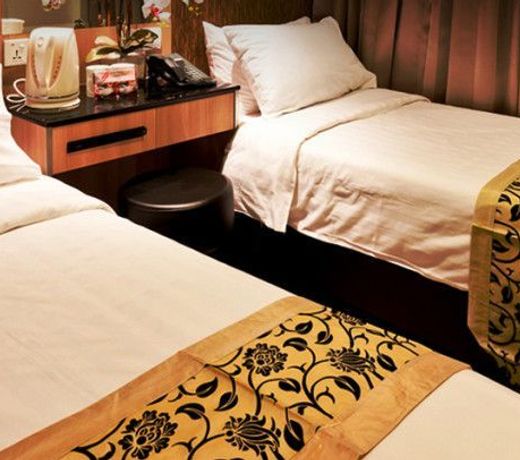 Sandpiper Hotel